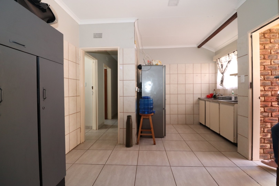 To Let 3 Bedroom Property for Rent in La Hoff North West